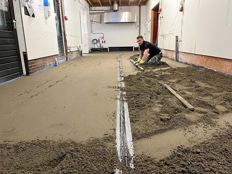 Een cementdekvloer laten leggen door Bekkers Vloeren uit Boekel